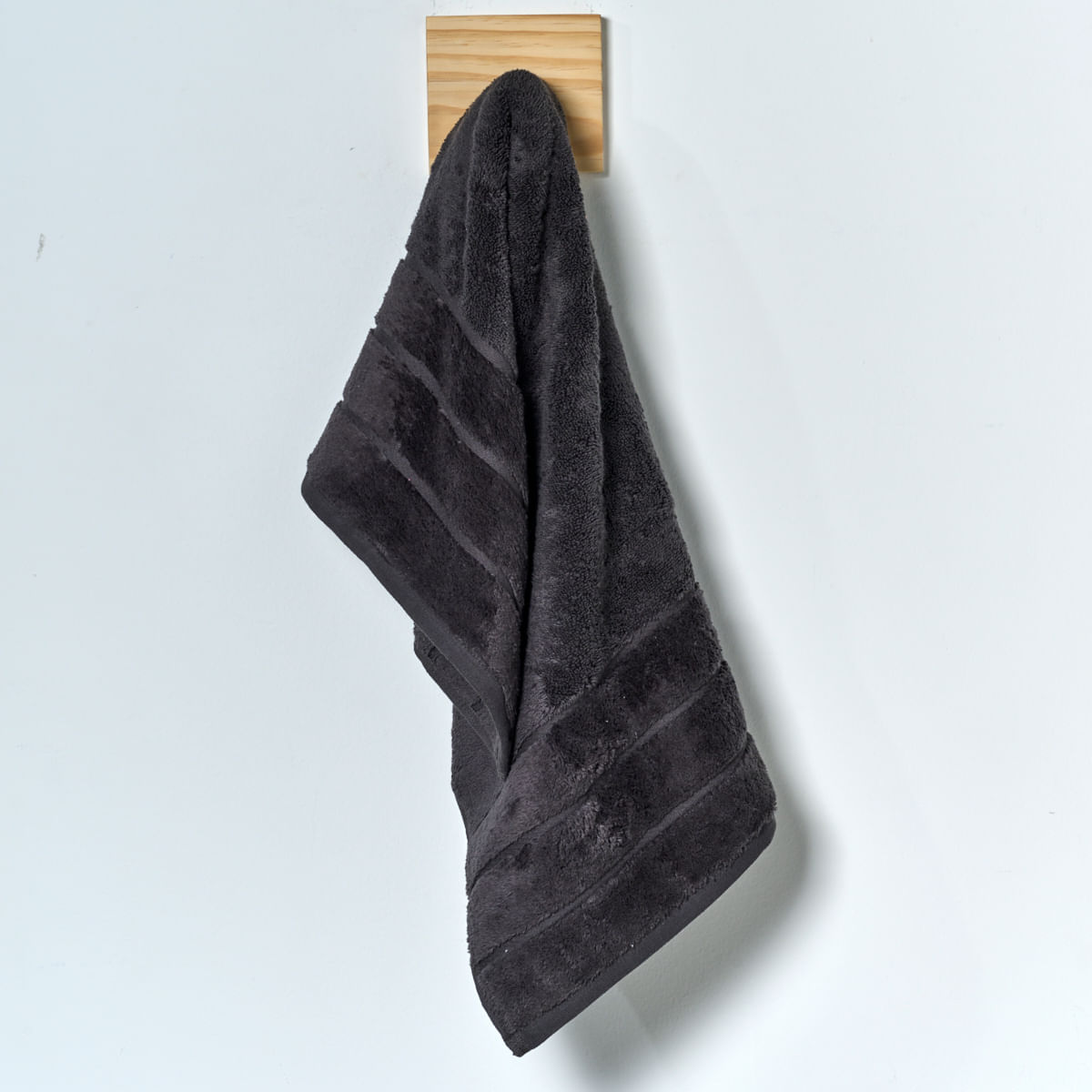 03 13 0043 Toalha Rosto Seven Hundred Chumbo 001